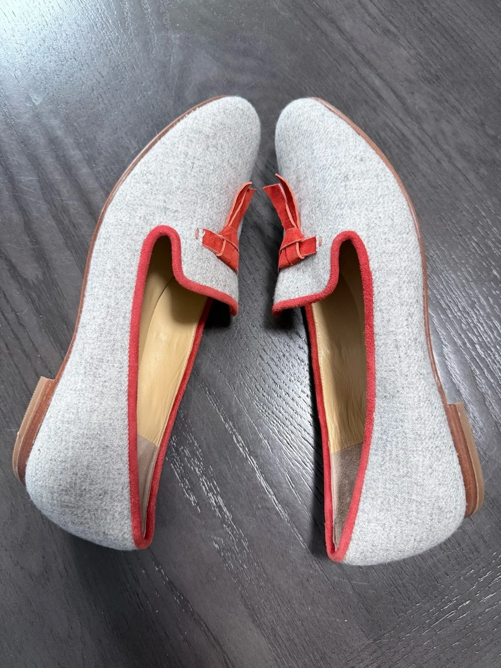 Cole Haan Women’s Tassel Smoking Loafers Gray Wool Red Trim Size 10B